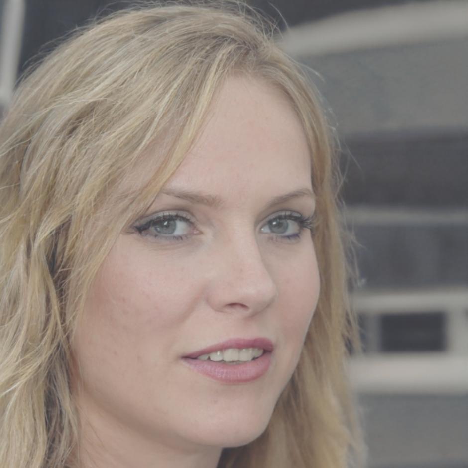 Lead Gaming Coach Sarah